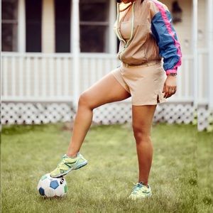 Bra and shorts active wear set from Fabletics